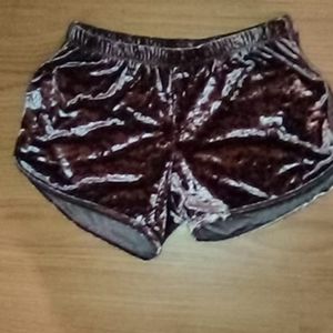 Velvet shorts